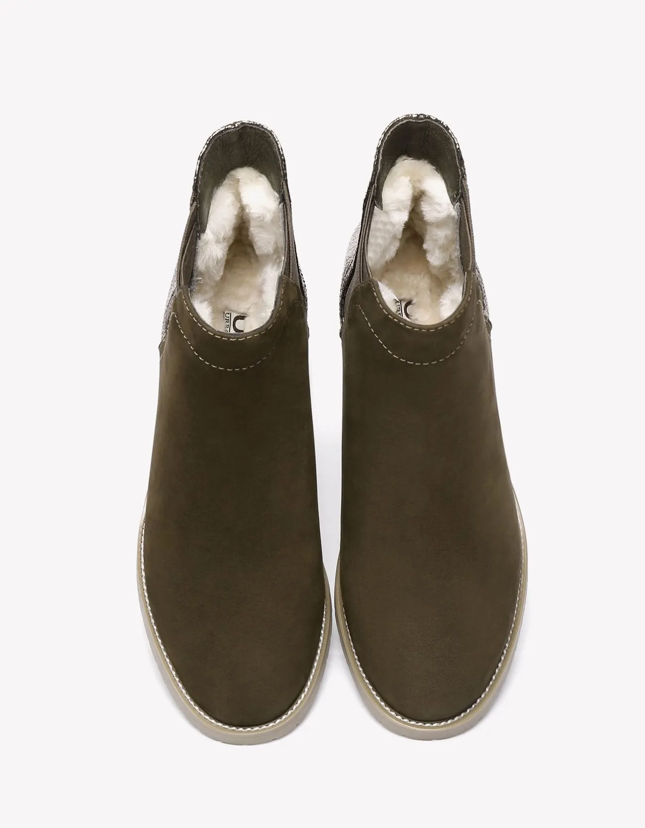 URBAN UGG®  Chelsea